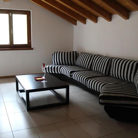 Agriturismo La Nevera Lanzo dʼIntelvi Eksteriør billede