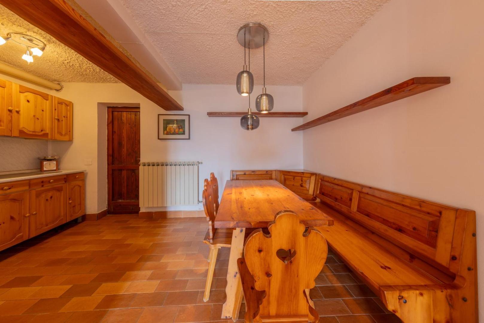 Agriturismo La Nevera Lanzo dʼIntelvi Værelse billede